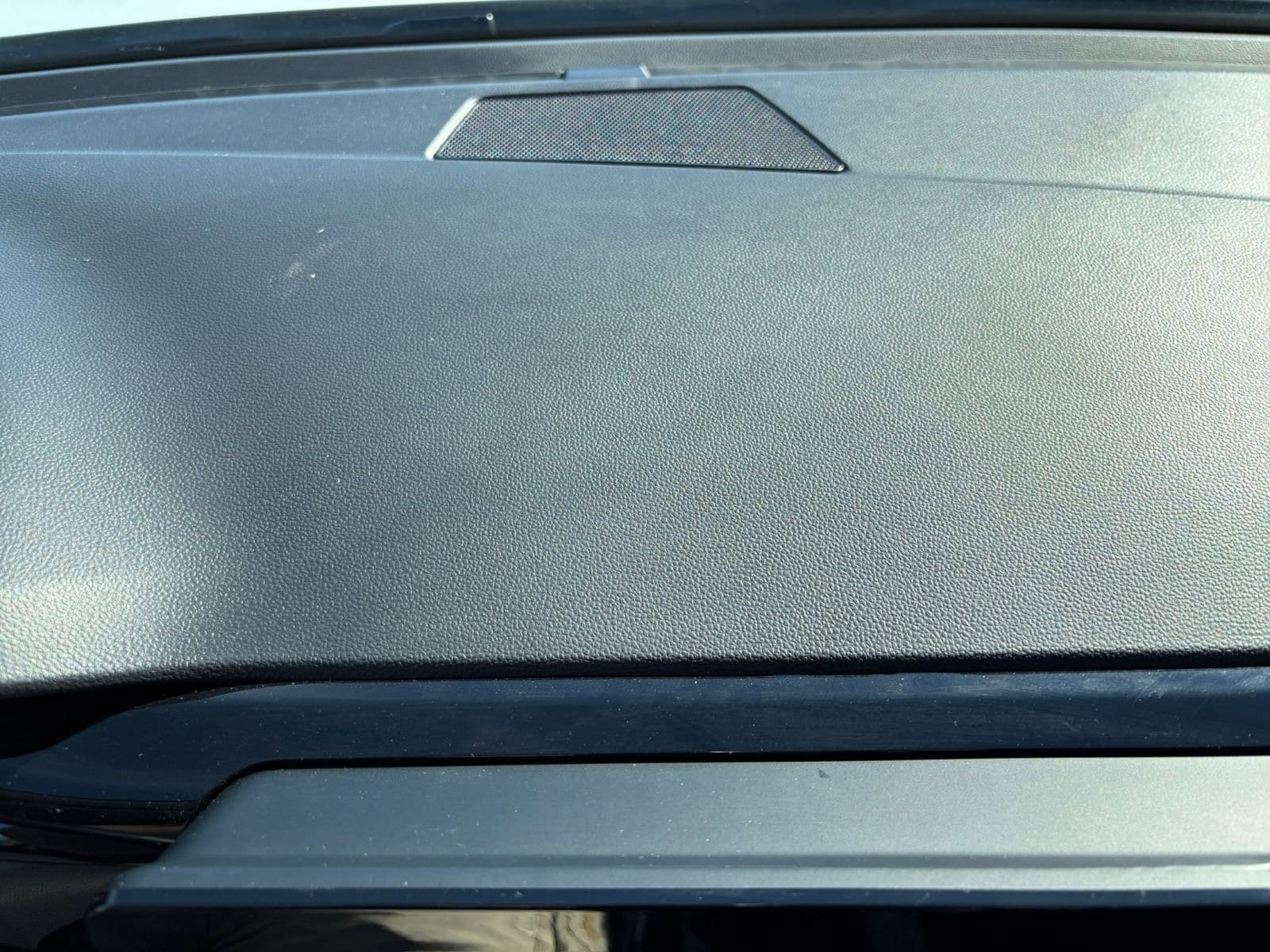 Thumbnail: 2025 Volkswagen Taos - 18