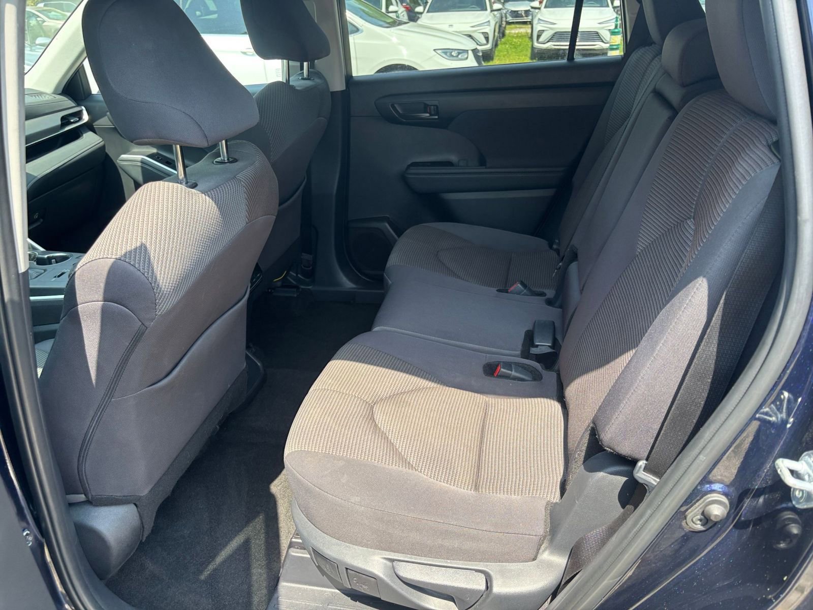 Thumbnail: 2025 Toyota Highlander - 28