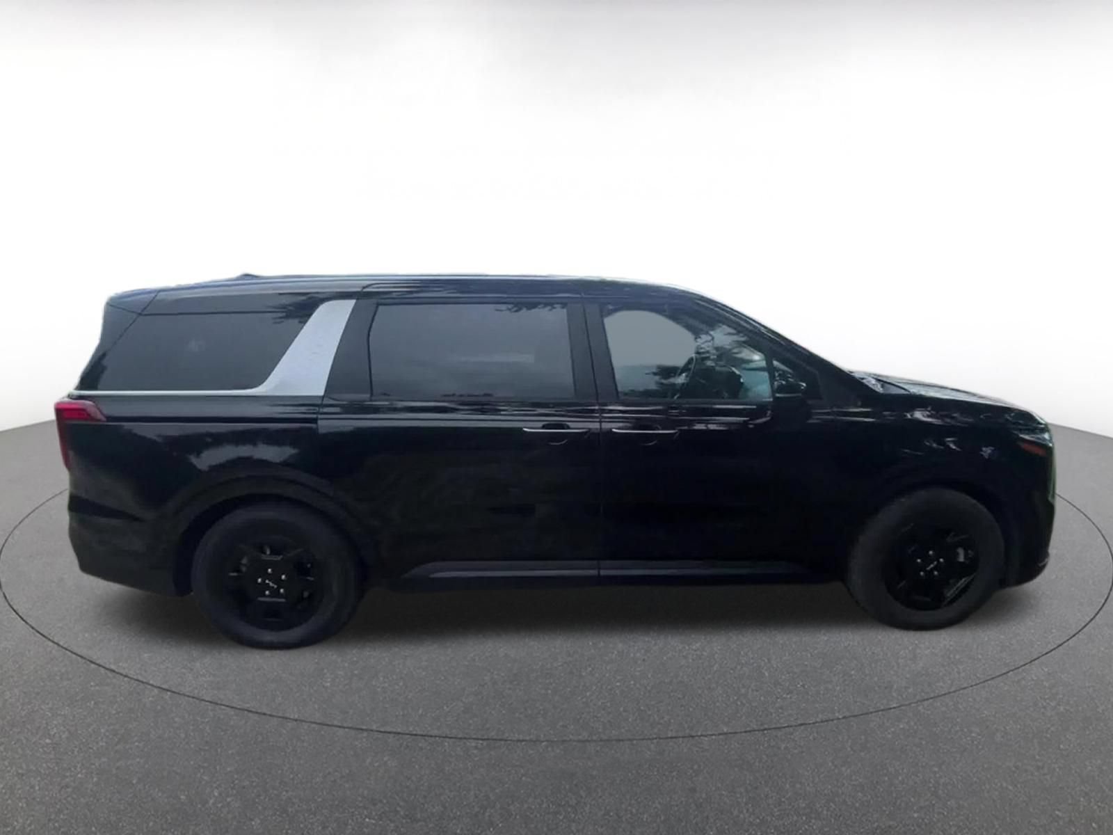 Thumbnail: 2026 Kia Carnival - 16