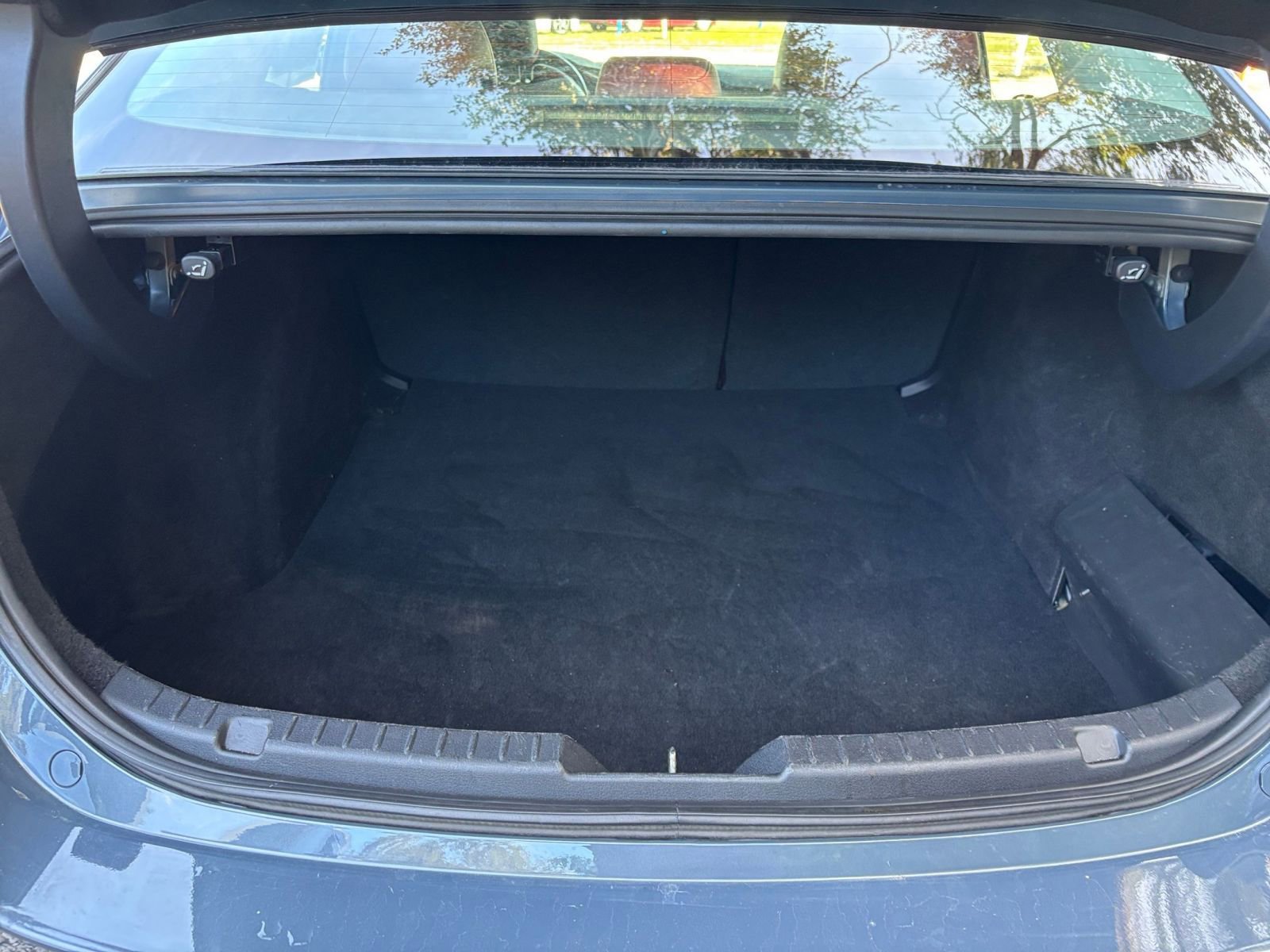 Thumbnail: 2025 Mazda Mazda3 - 32