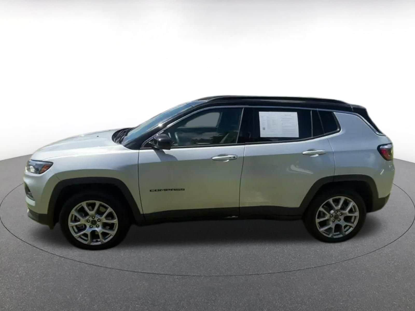 Thumbnail: 2025 Jeep Compass - 9