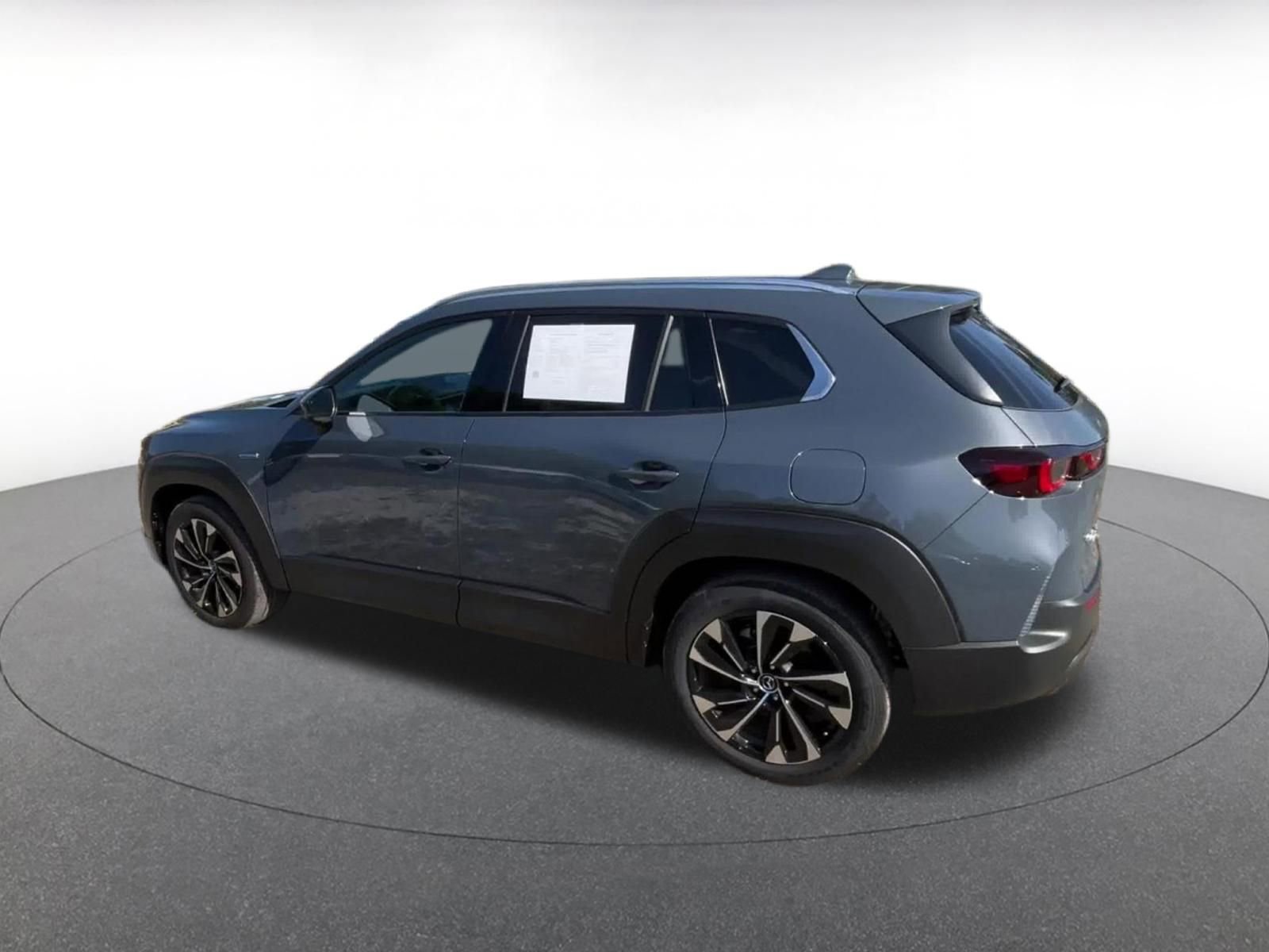 Thumbnail: 2025 Mazda CX-50 - 10