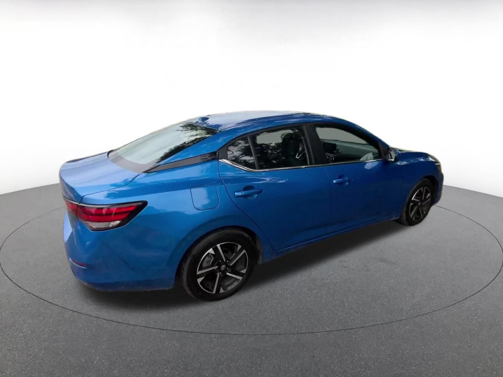 Thumbnail: 2025 Nissan Sentra - 15
