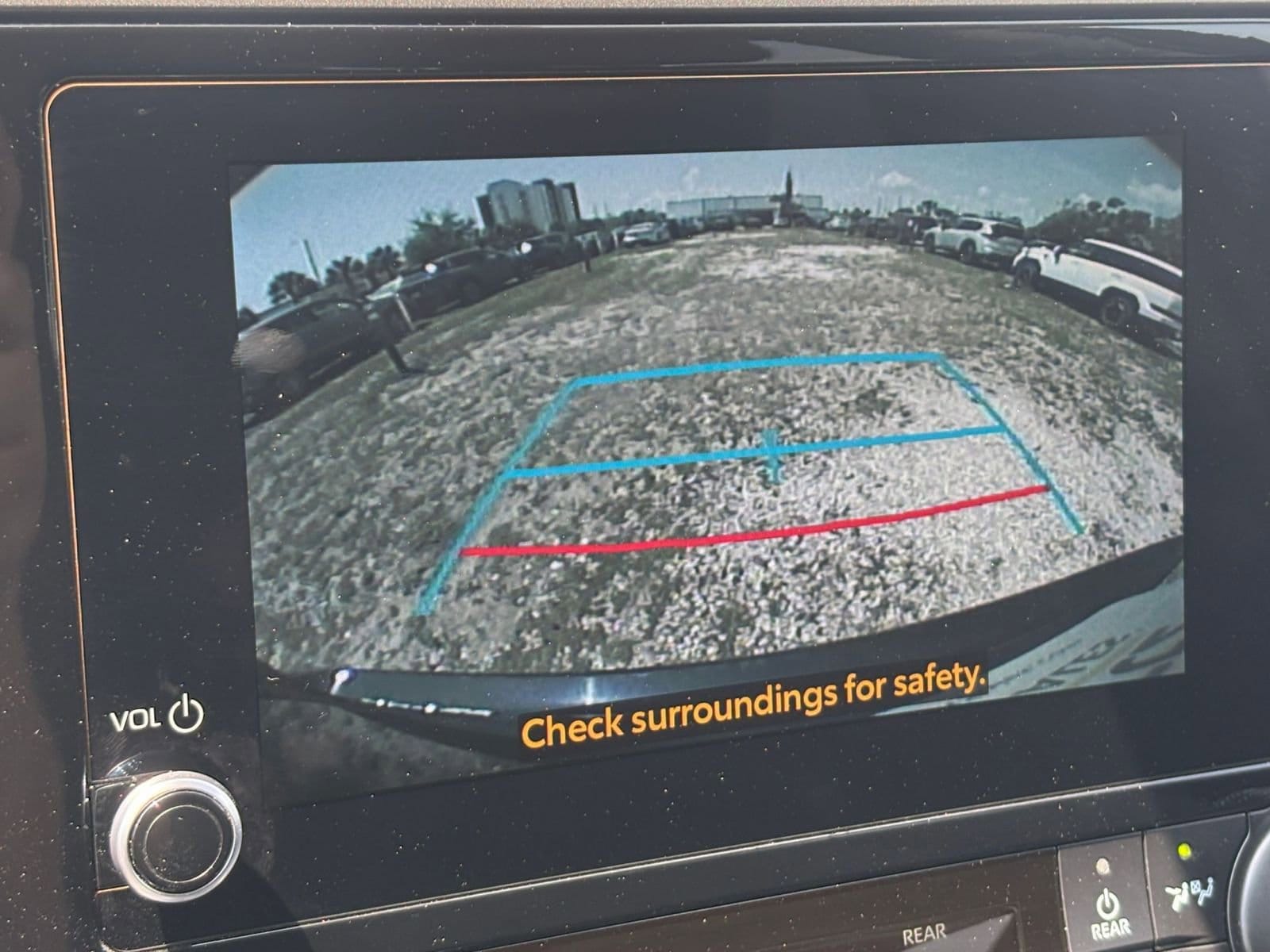 Thumbnail: 2025 Toyota Highlander - 27