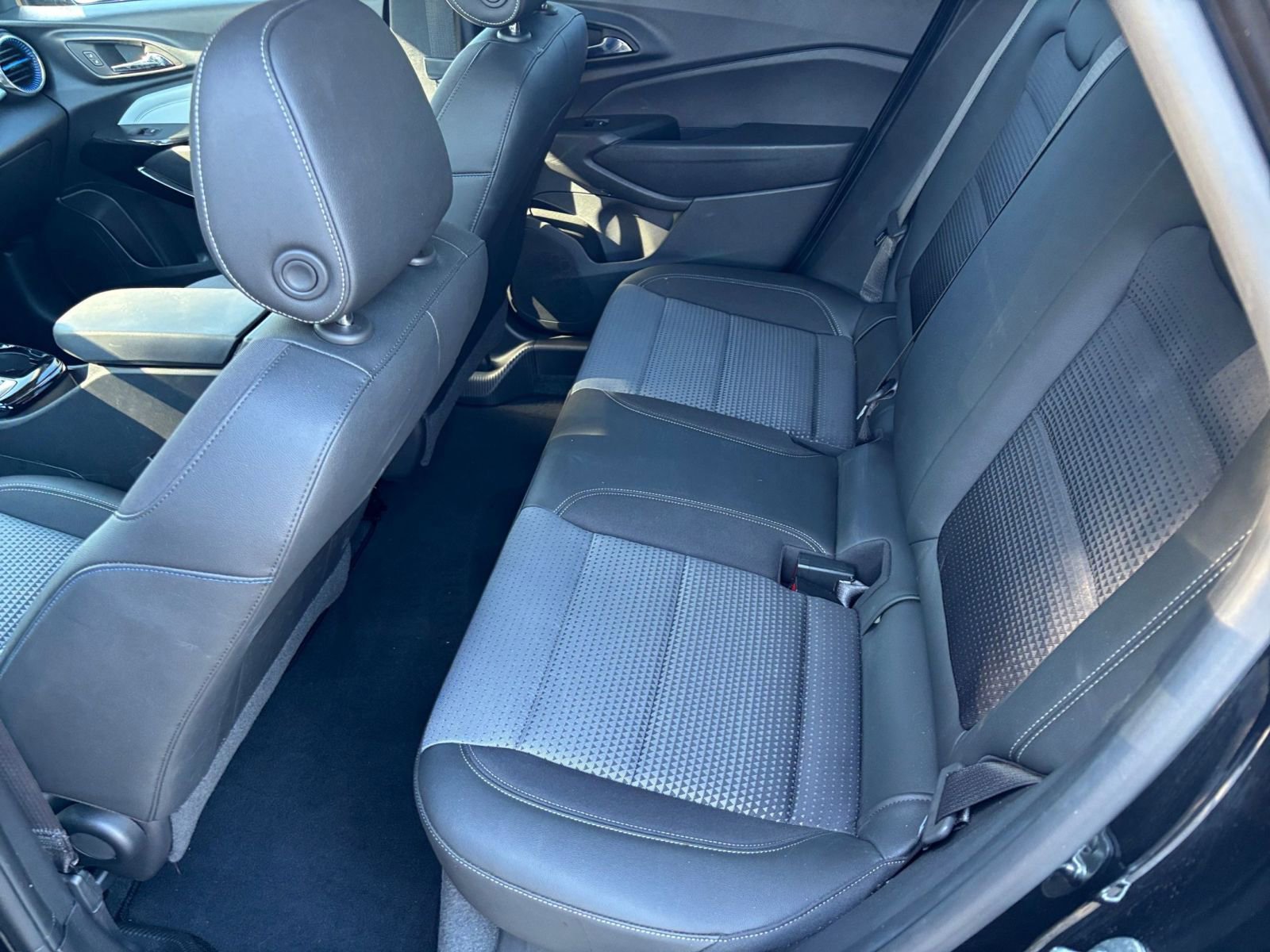 Thumbnail: 2025 Chevrolet Trax - 25