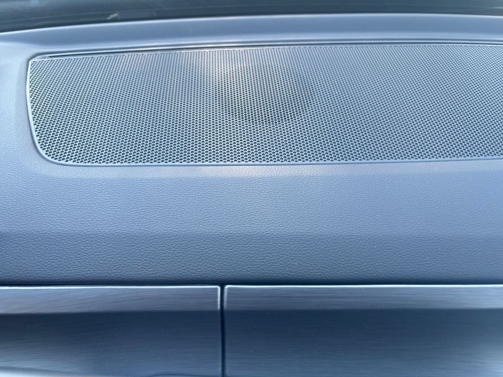 Thumbnail: 2025 Volkswagen Atlas - 17