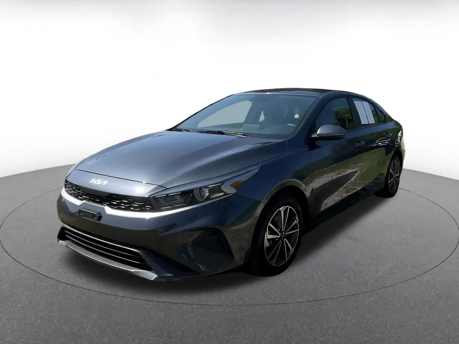 2024 Kia Forte LXS 5