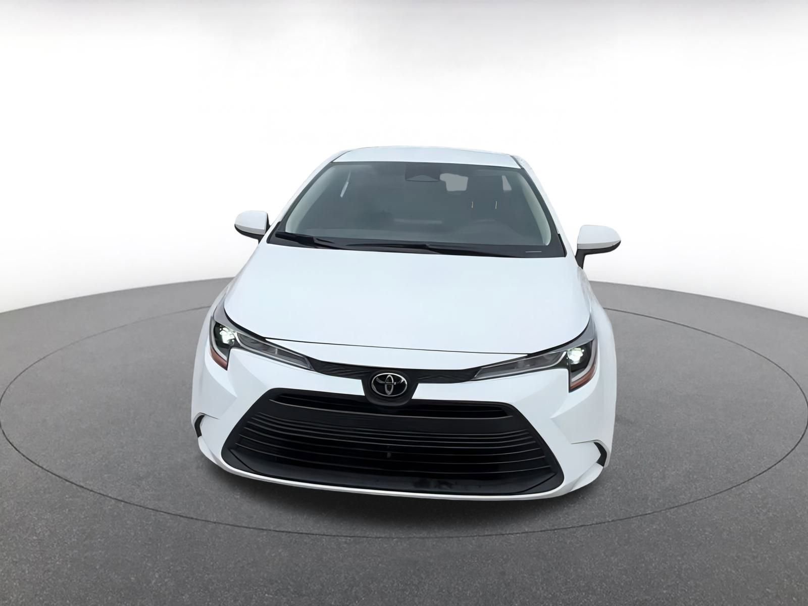Thumbnail: 2024 Toyota Corolla - 4