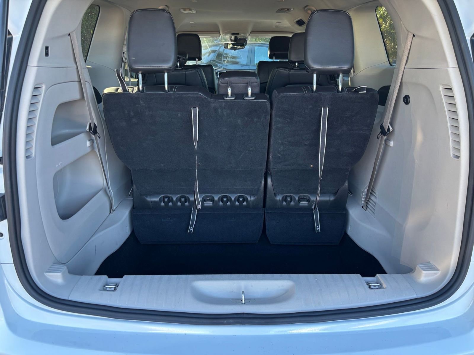 Thumbnail: 2024 Chrysler Pacifica - 33