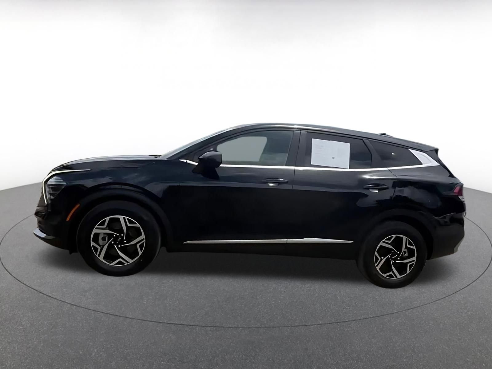 Thumbnail: 2025 Kia Sportage - 8