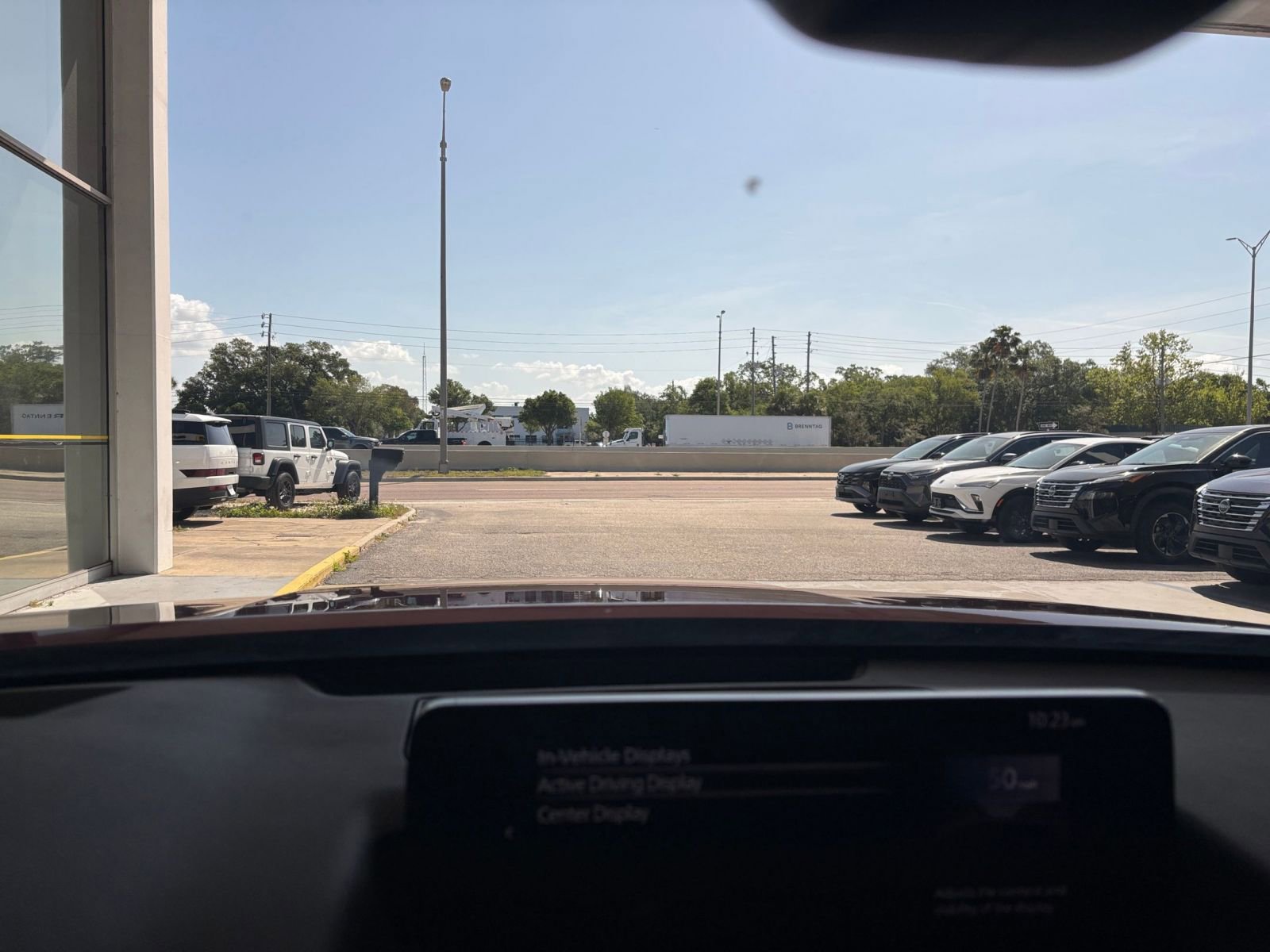 Thumbnail: 2025 Mazda CX-50 - 17