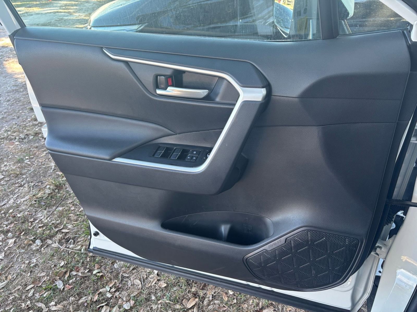 Thumbnail: 2025 Toyota RAV4 - 20