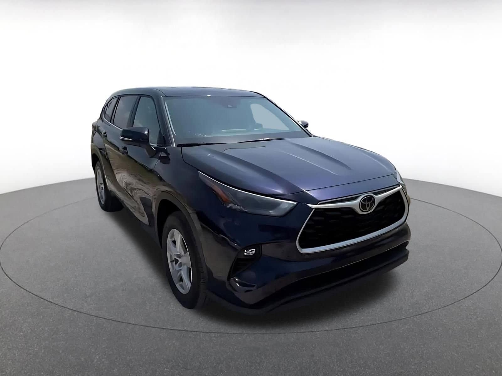 Thumbnail: 2025 Toyota Highlander - 3