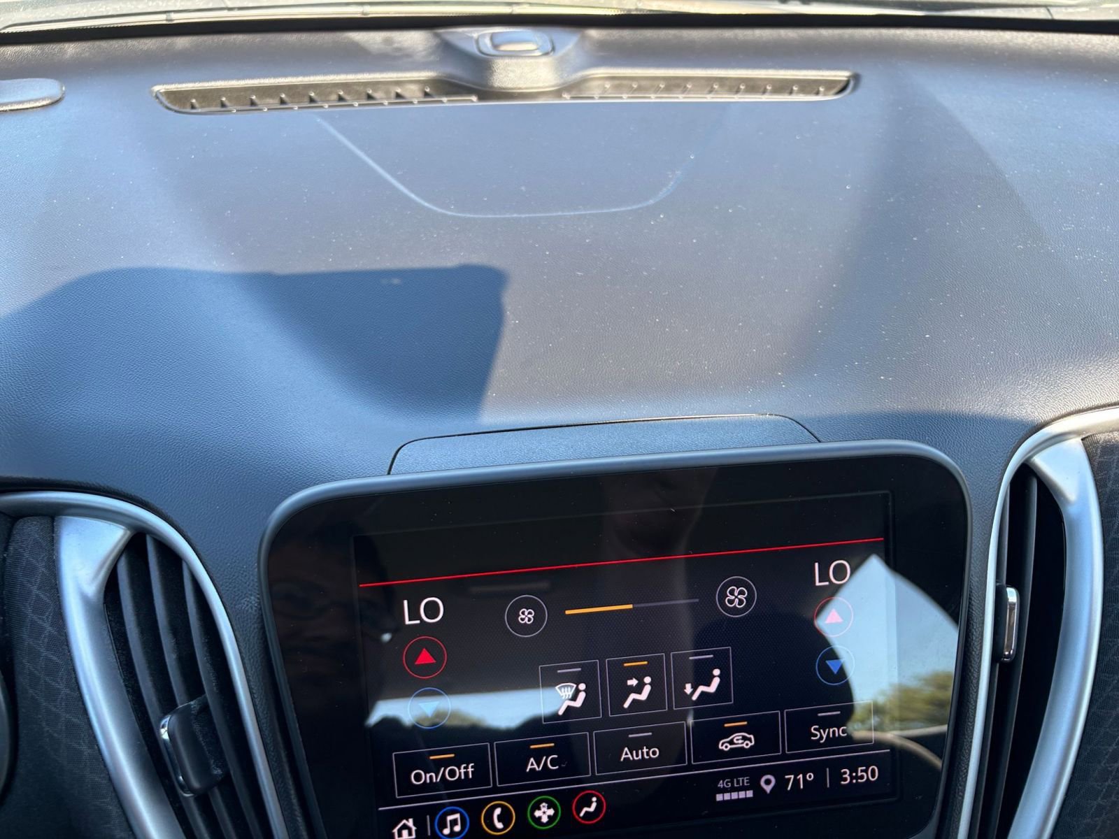 Thumbnail: 2024 Chevrolet Malibu - 17