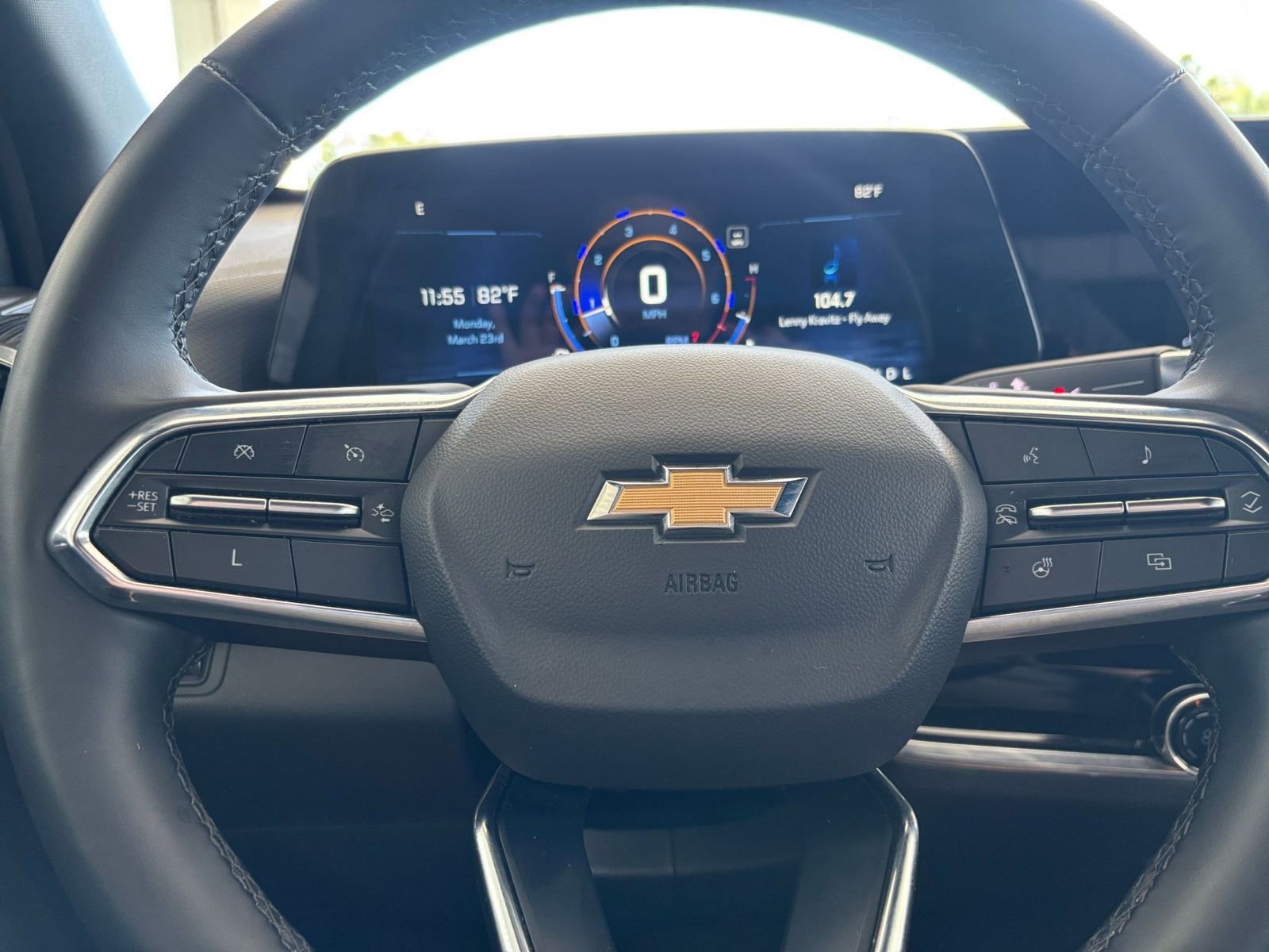 Thumbnail: 2025 Chevrolet Equinox - 30