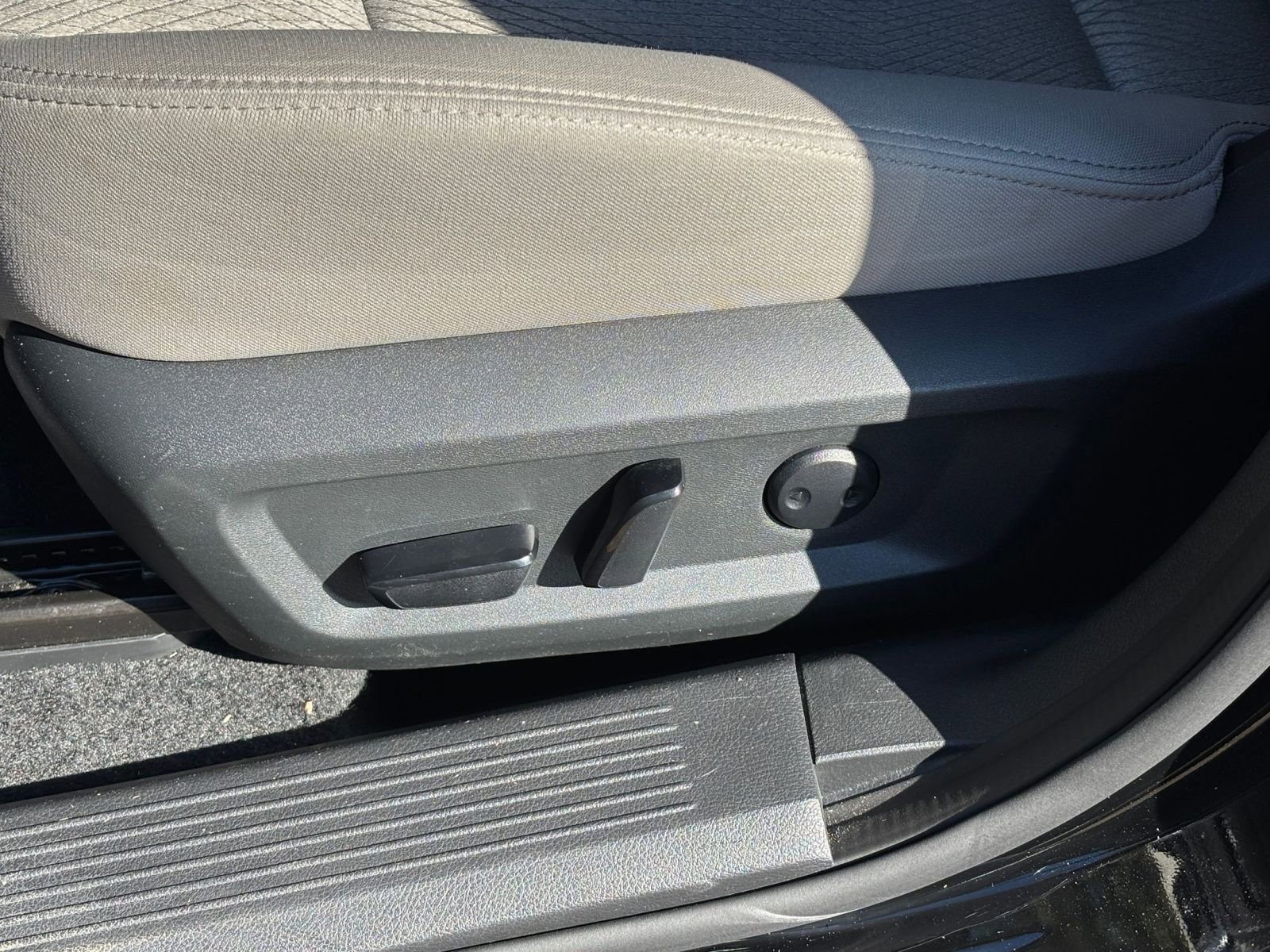 Thumbnail: 2025 Nissan Rogue - 22