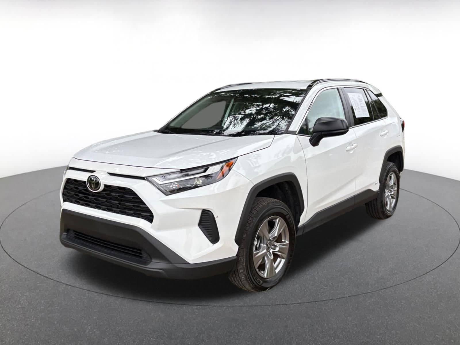 Thumbnail: 2025 Toyota RAV4 - 4
