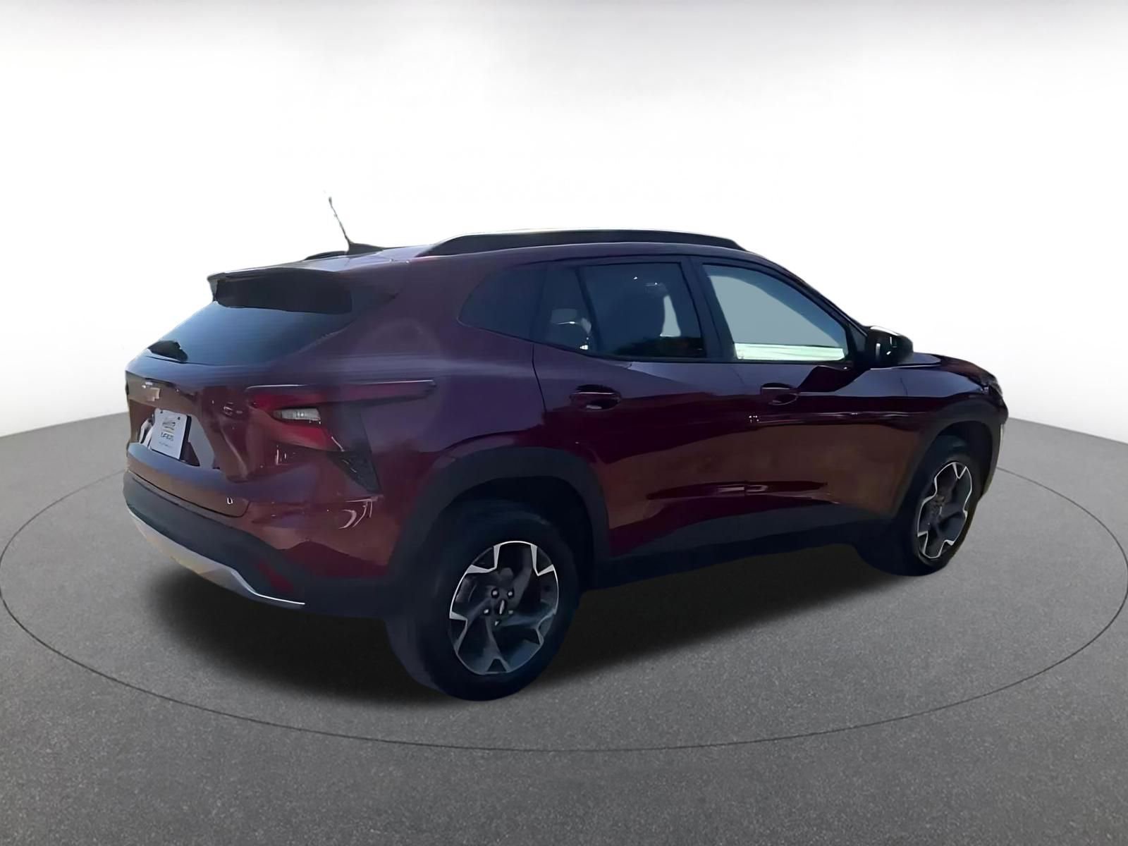 Thumbnail: 2025 Chevrolet Trax - 16