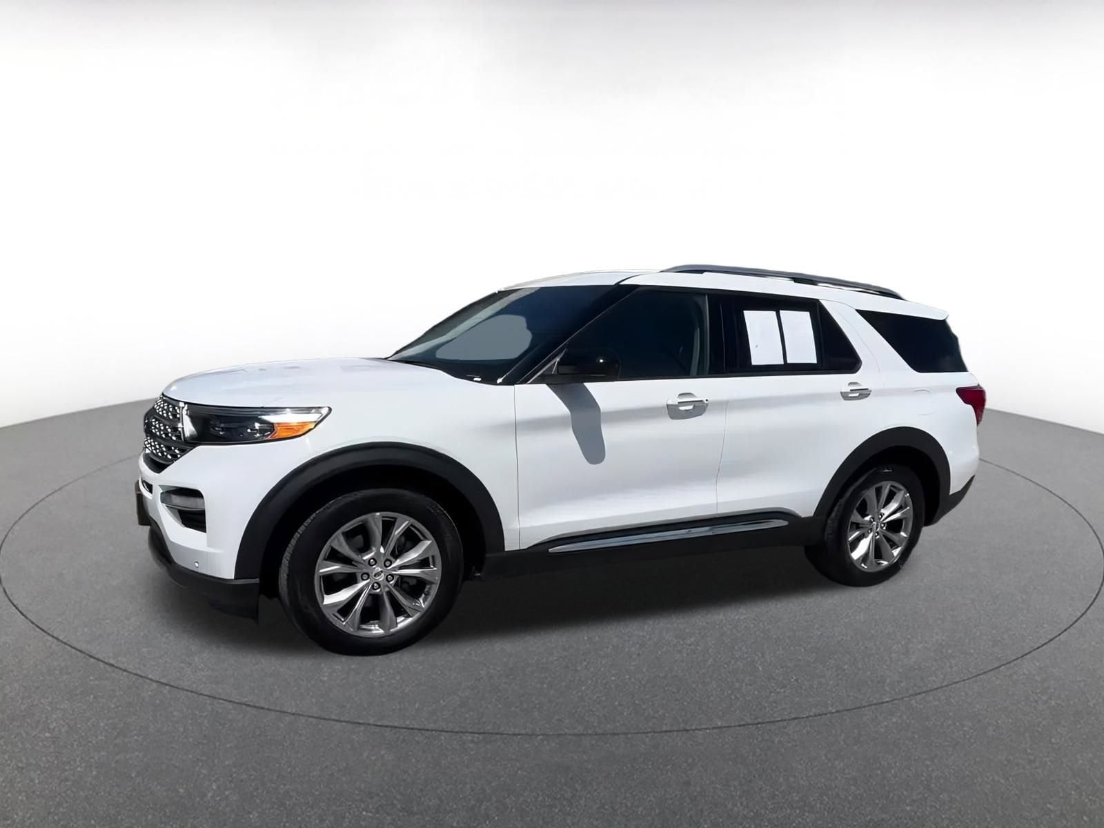 Thumbnail: 2023 Ford Explorer - 8