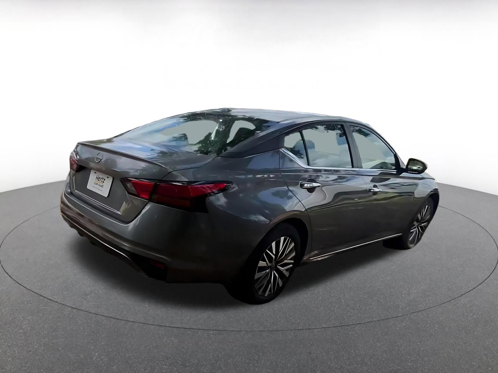 Thumbnail: 2025 Nissan Altima - 15