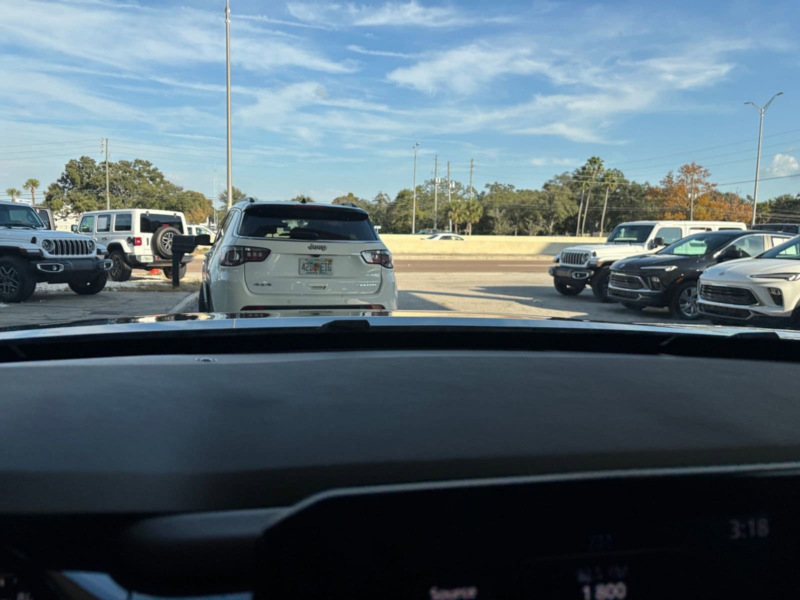 Thumbnail: 2025 Nissan Pathfinder - 18