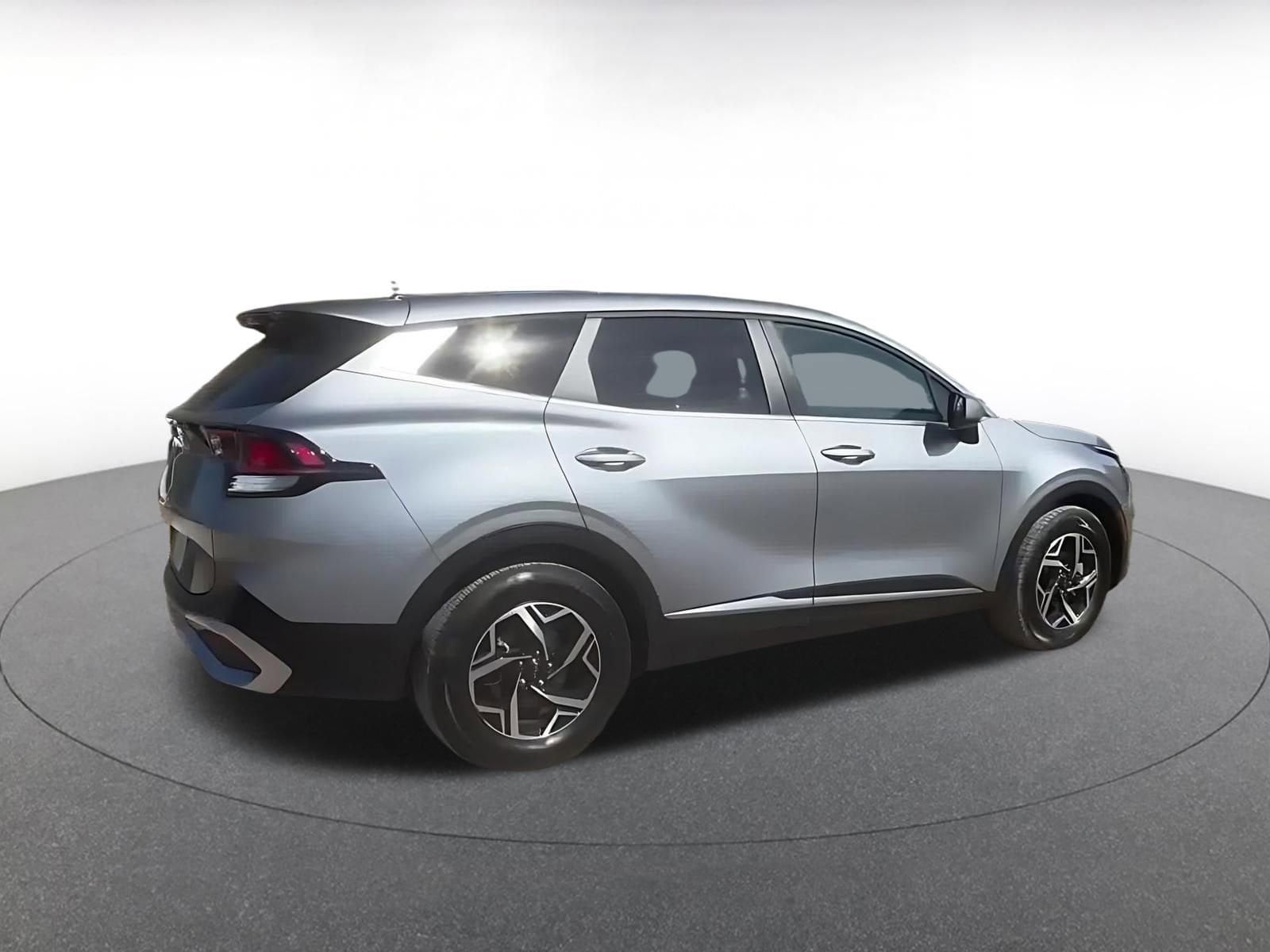 Thumbnail: 2025 Kia Sportage - 16