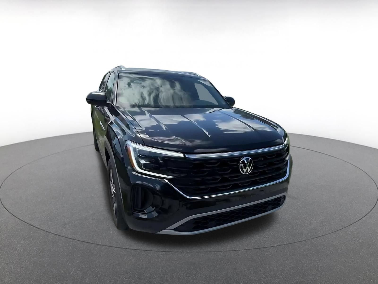 Thumbnail: 2026 Volkswagen Atlas - 3