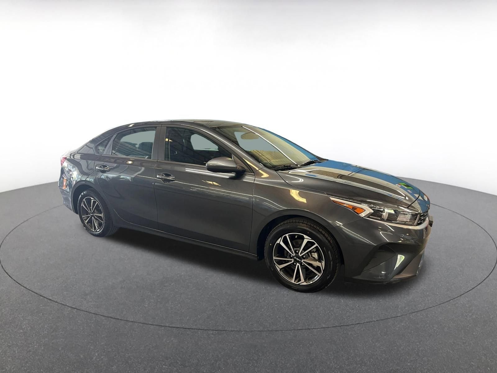 Thumbnail: 2024 Kia Forte - 1