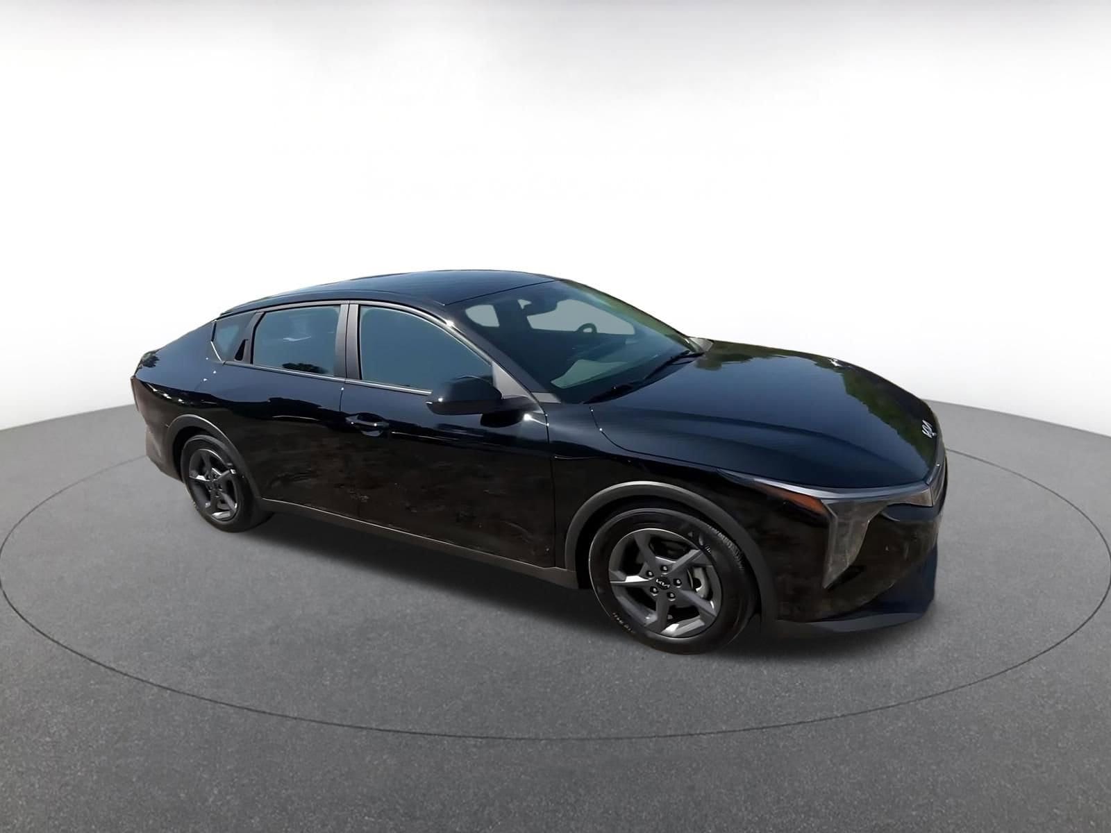 Thumbnail: 2025 Kia K4 - 2