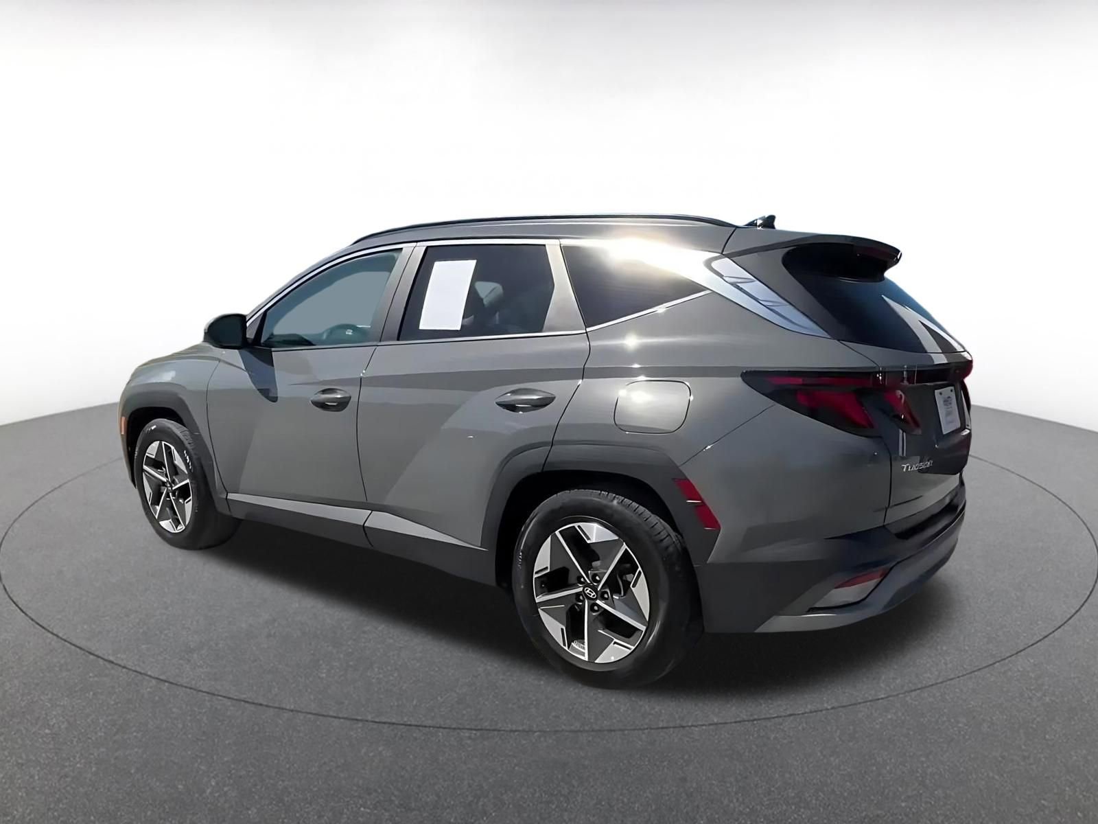 Thumbnail: 2025 Hyundai Tucson - 10