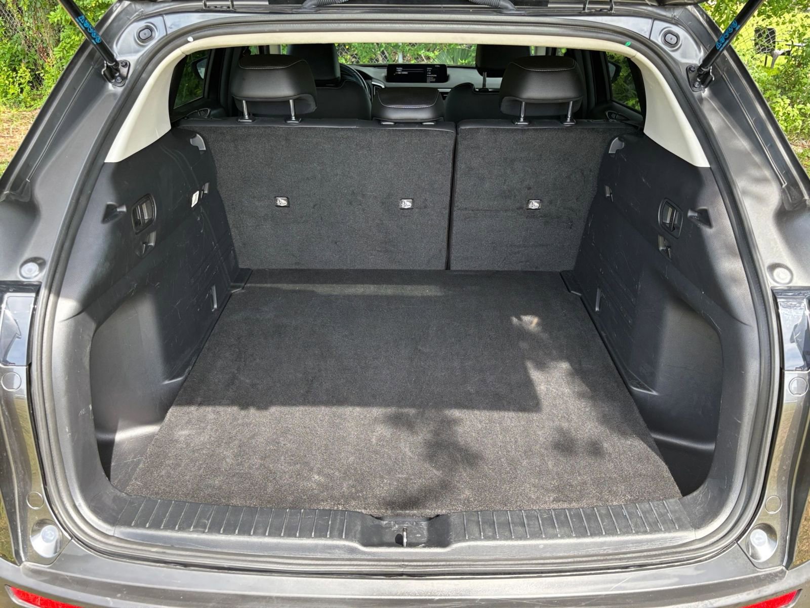 Thumbnail: 2025 Mazda CX-50 - 31