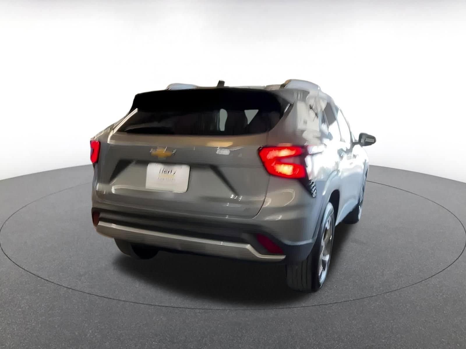 Thumbnail: 2025 Chevrolet Trax - 14