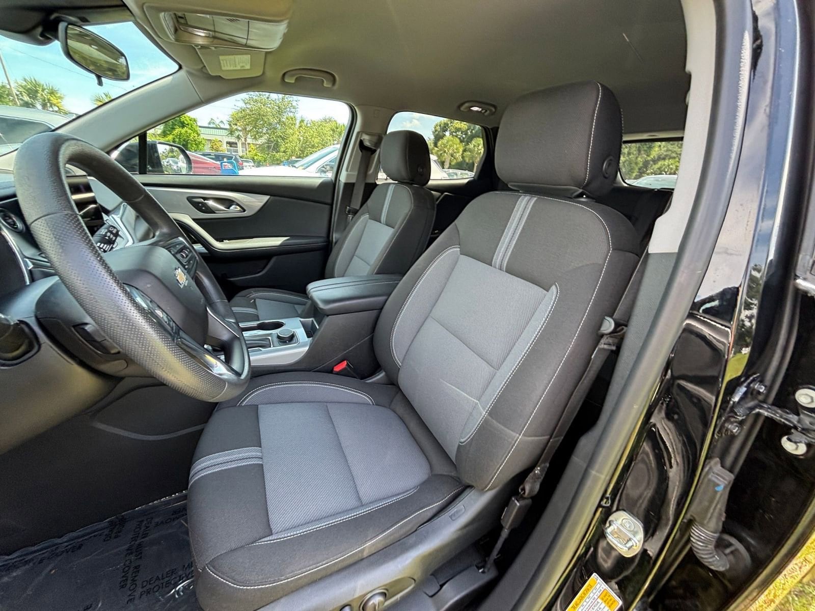 Thumbnail: 2023 Chevrolet Blazer - 31