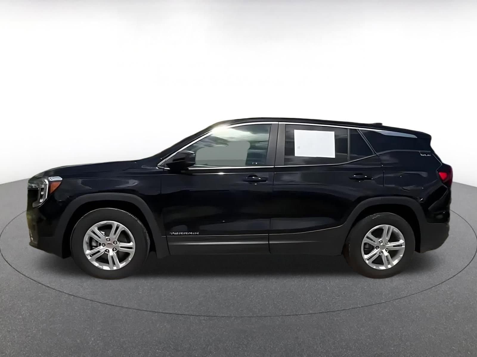 Thumbnail: 2024 GMC Terrain - 8