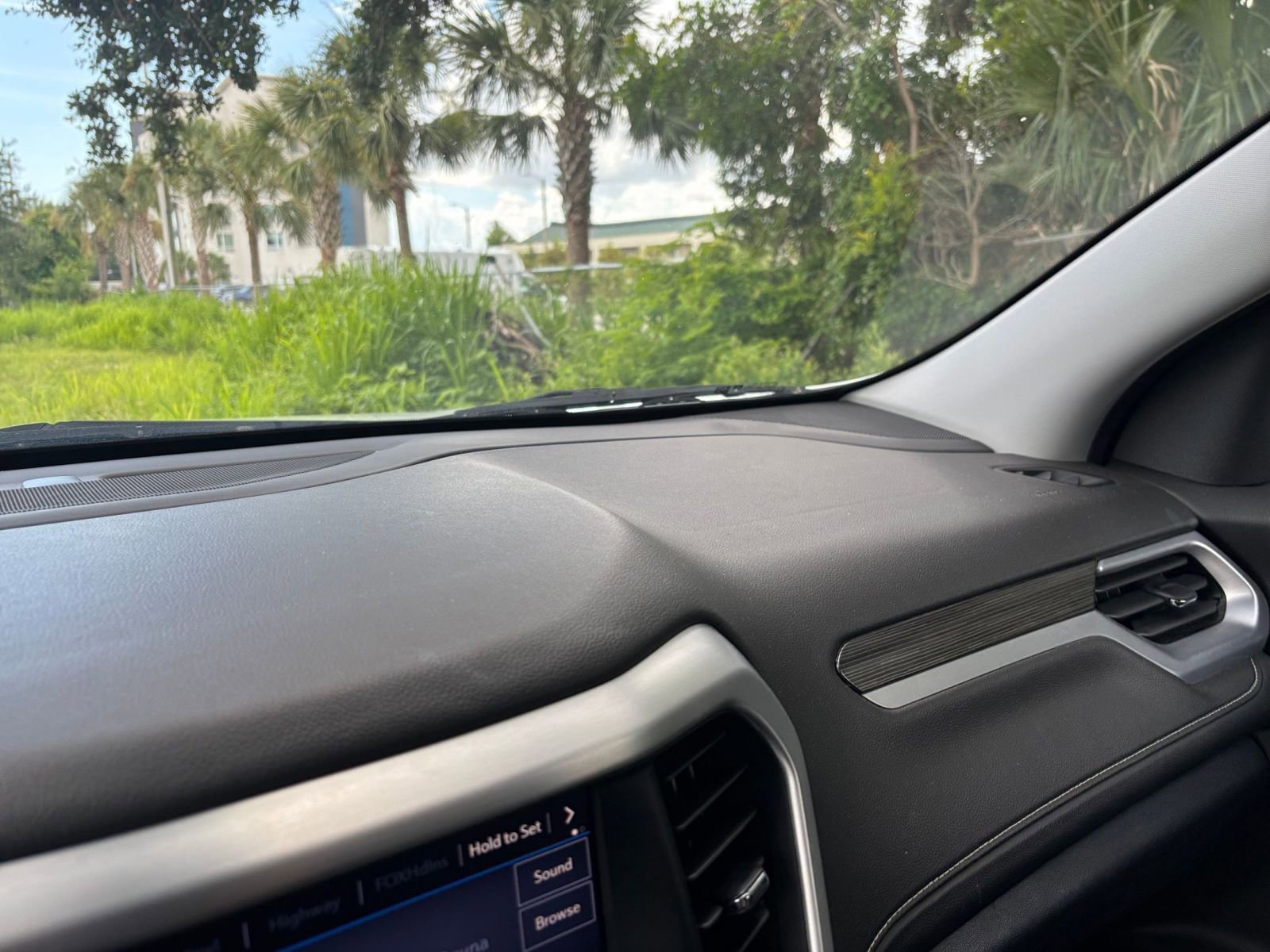Thumbnail: 2023 GMC Acadia - 30