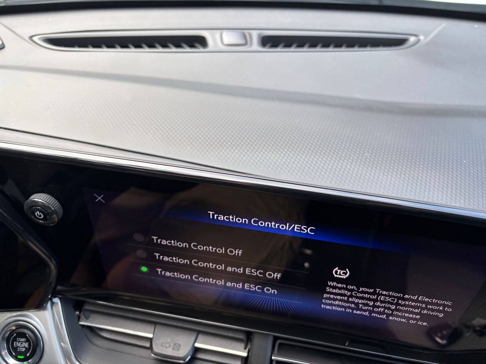 Thumbnail: 2025 Chevrolet Trax - 18