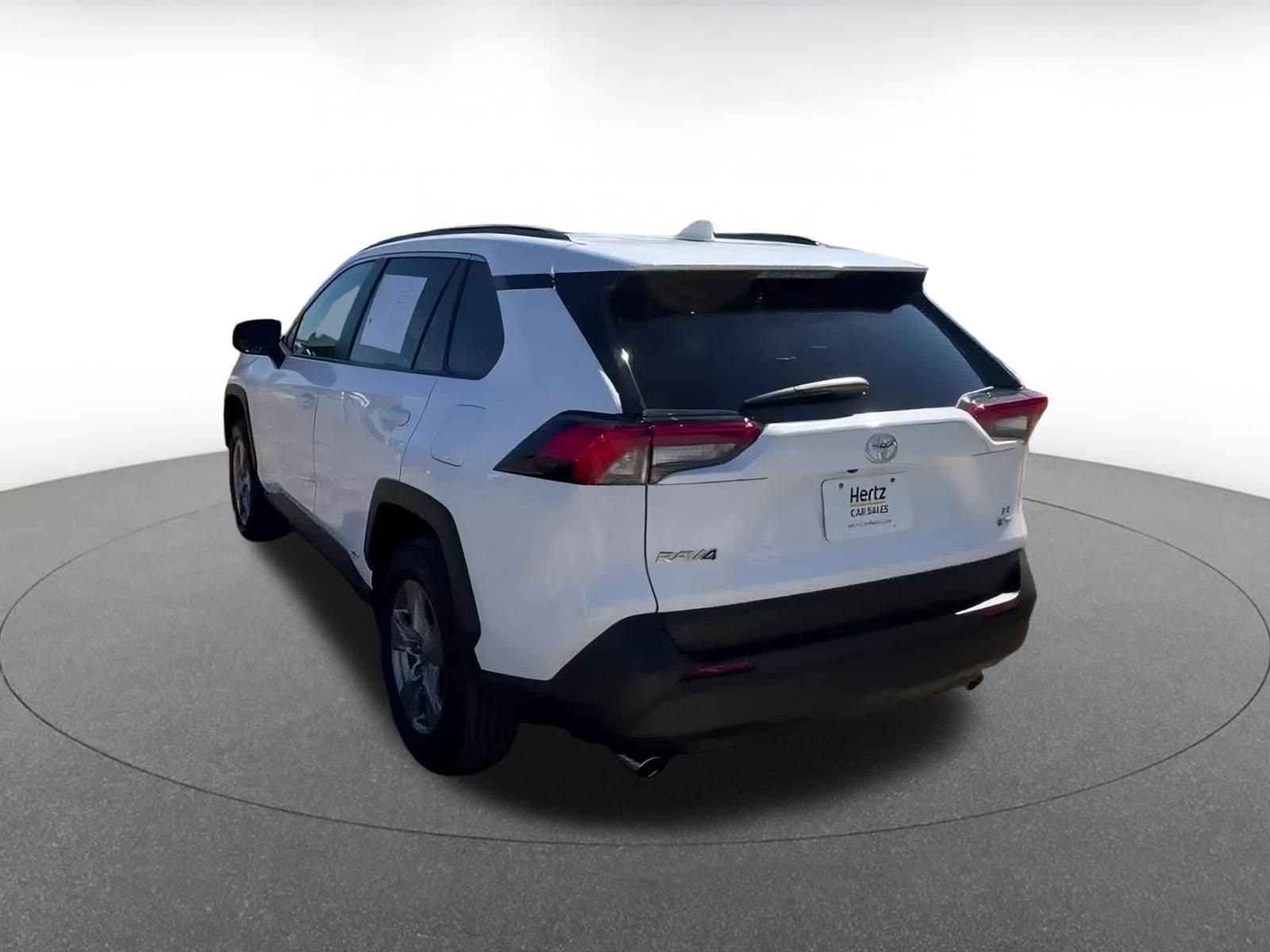 Thumbnail: 2025 Toyota RAV4 - 11