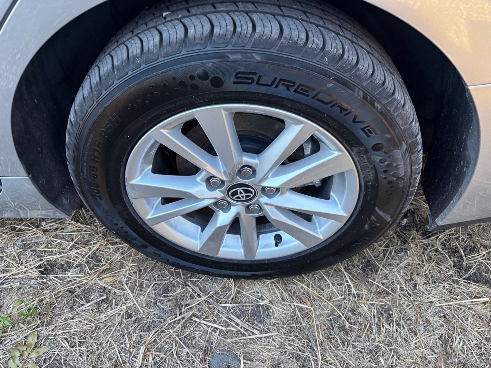 Thumbnail: 2025 Toyota Camry - 30