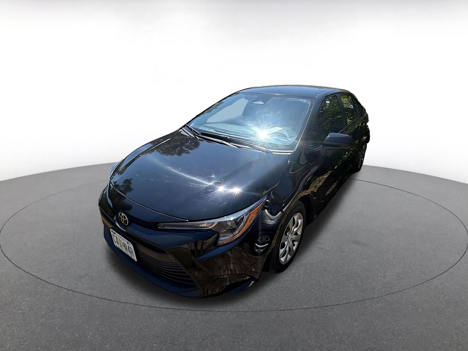 Thumbnail: 2025 Toyota Corolla - 3