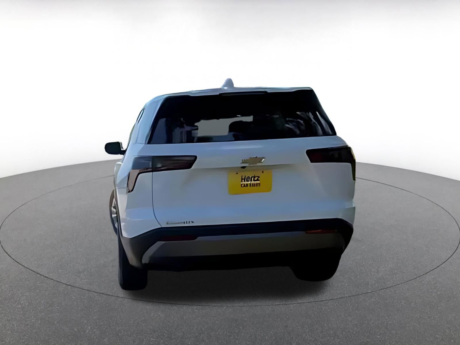 Thumbnail: 2025 Chevrolet Equinox - 16