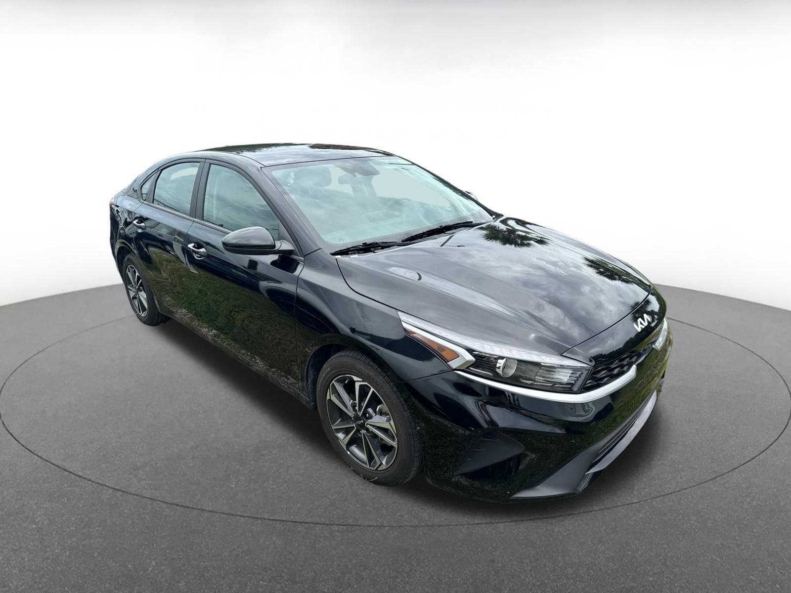 Thumbnail: 2024 Kia Forte - 2