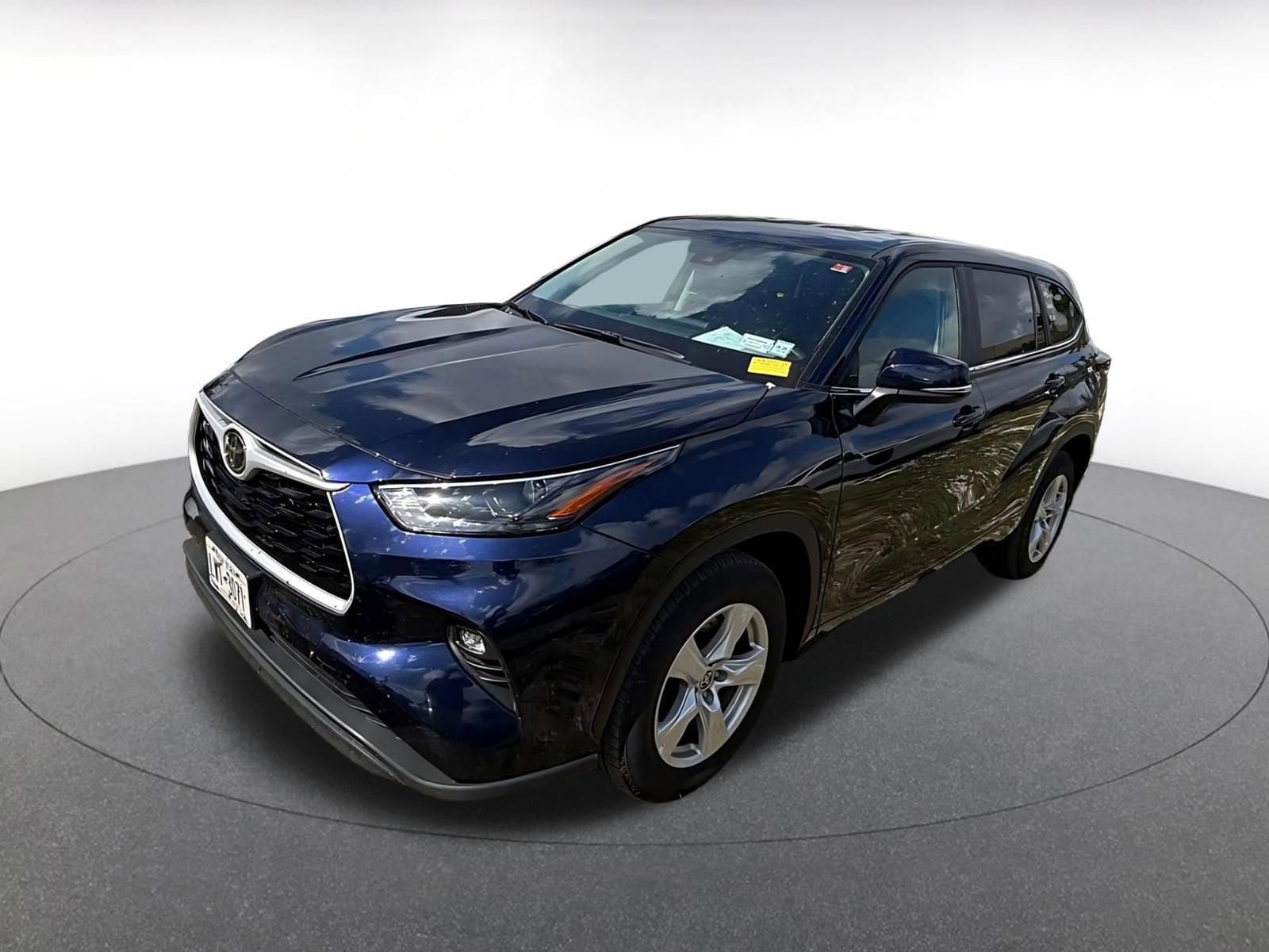 Thumbnail: 2025 Toyota Highlander - 4