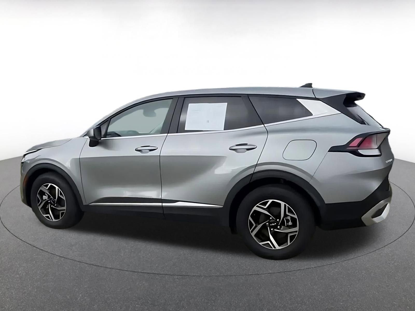 Thumbnail: 2025 Kia Sportage - 9