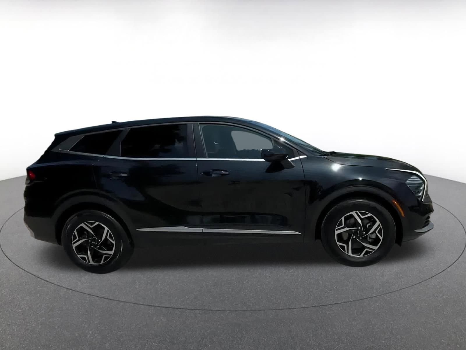 Thumbnail: 2024 Kia Sportage - 16