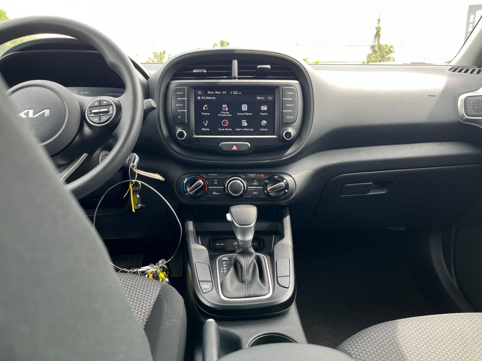 2024 Kia Soul LX 15
