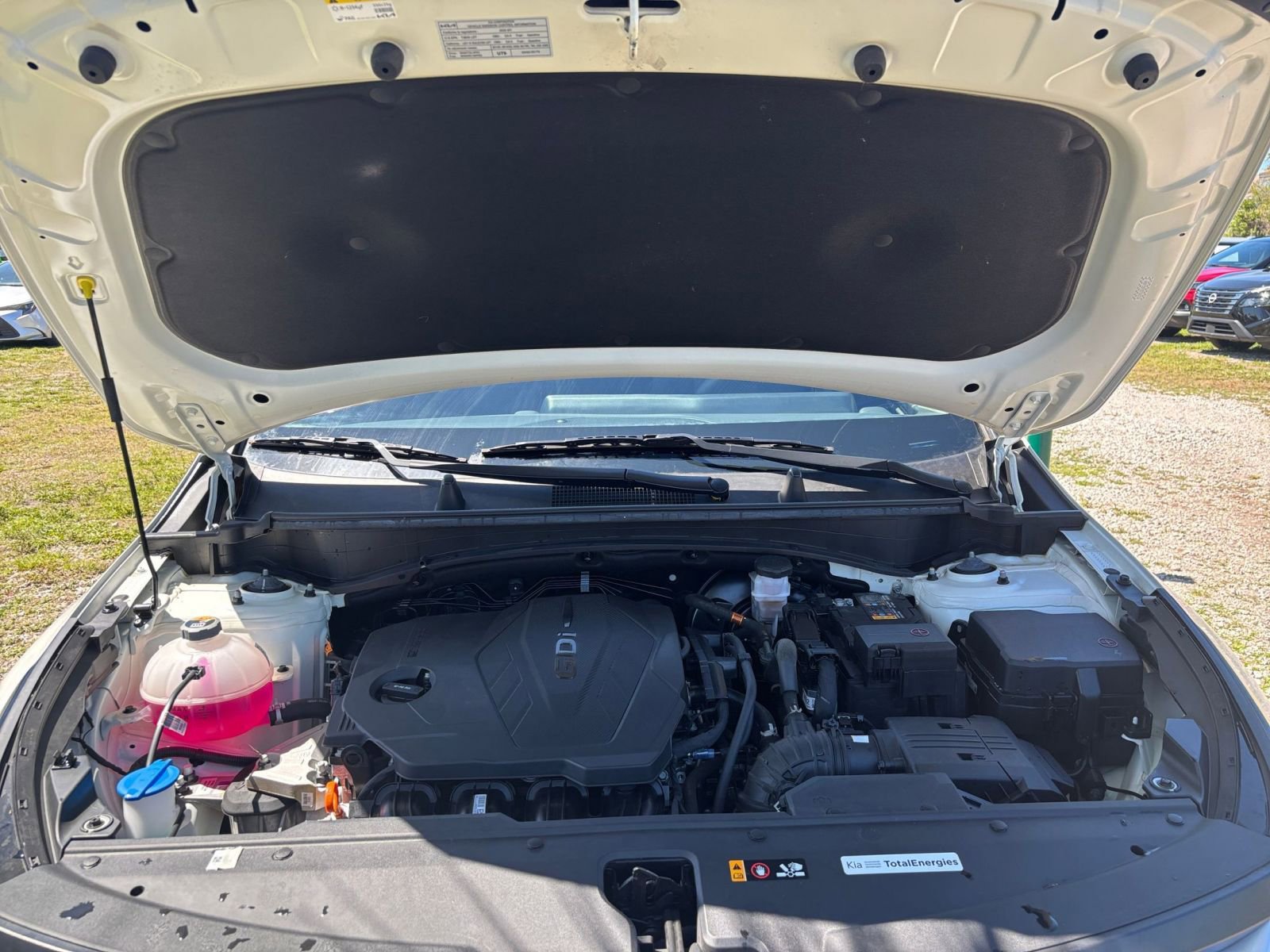 Thumbnail: 2025 Kia Sportage - 32