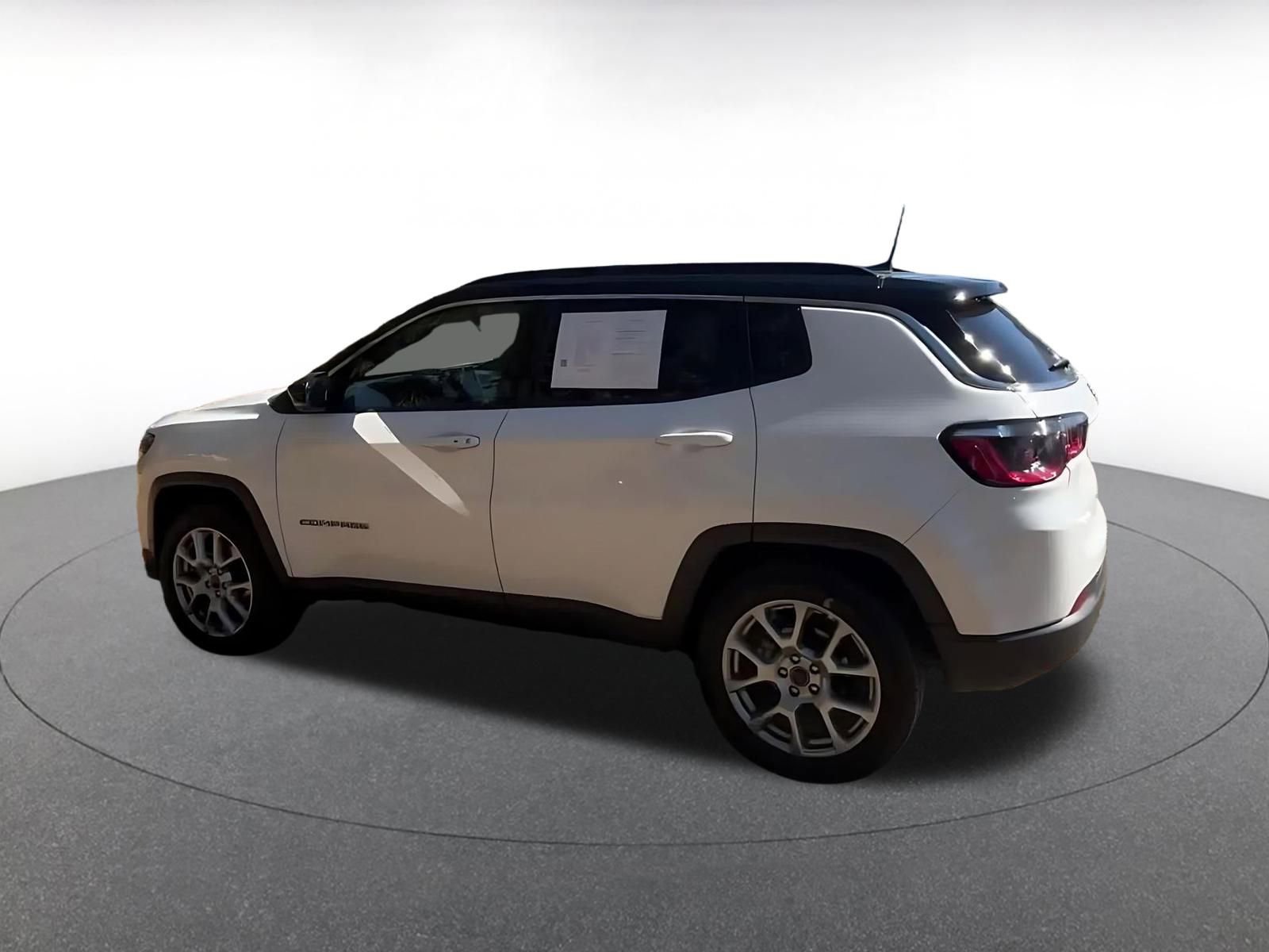 Thumbnail: 2025 Jeep Compass - 10