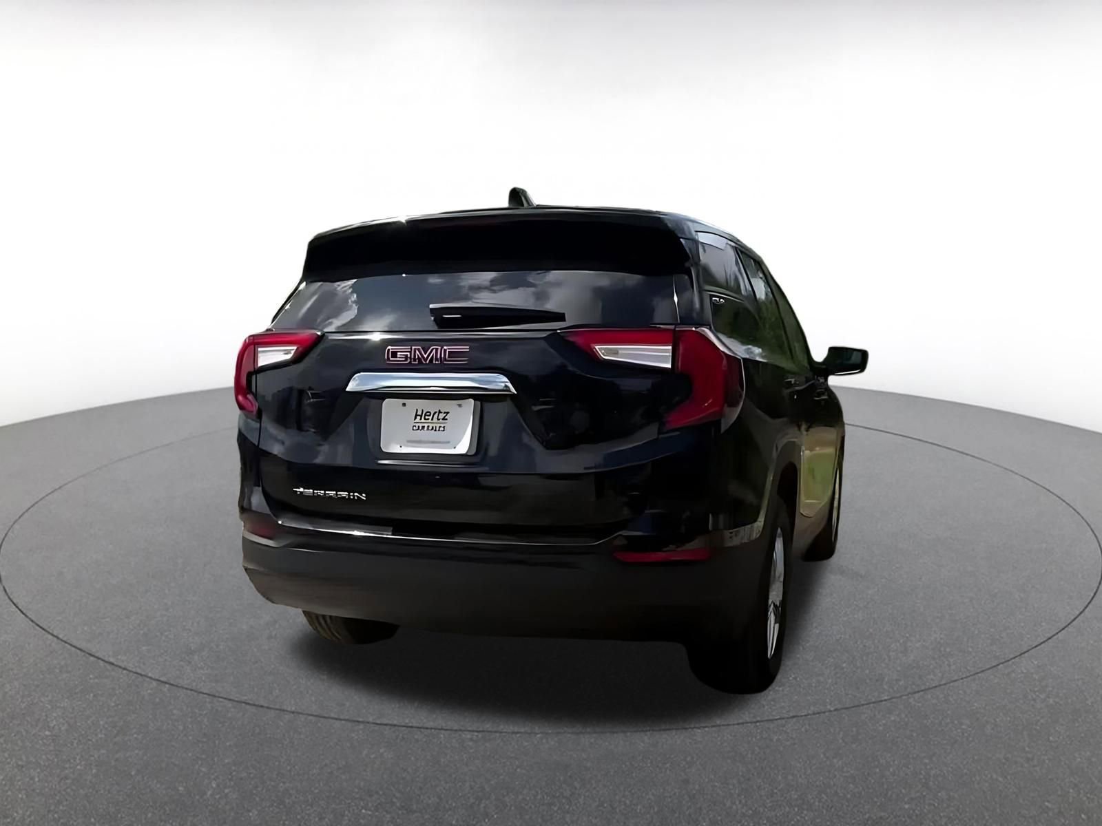 Thumbnail: 2024 GMC Terrain - 14