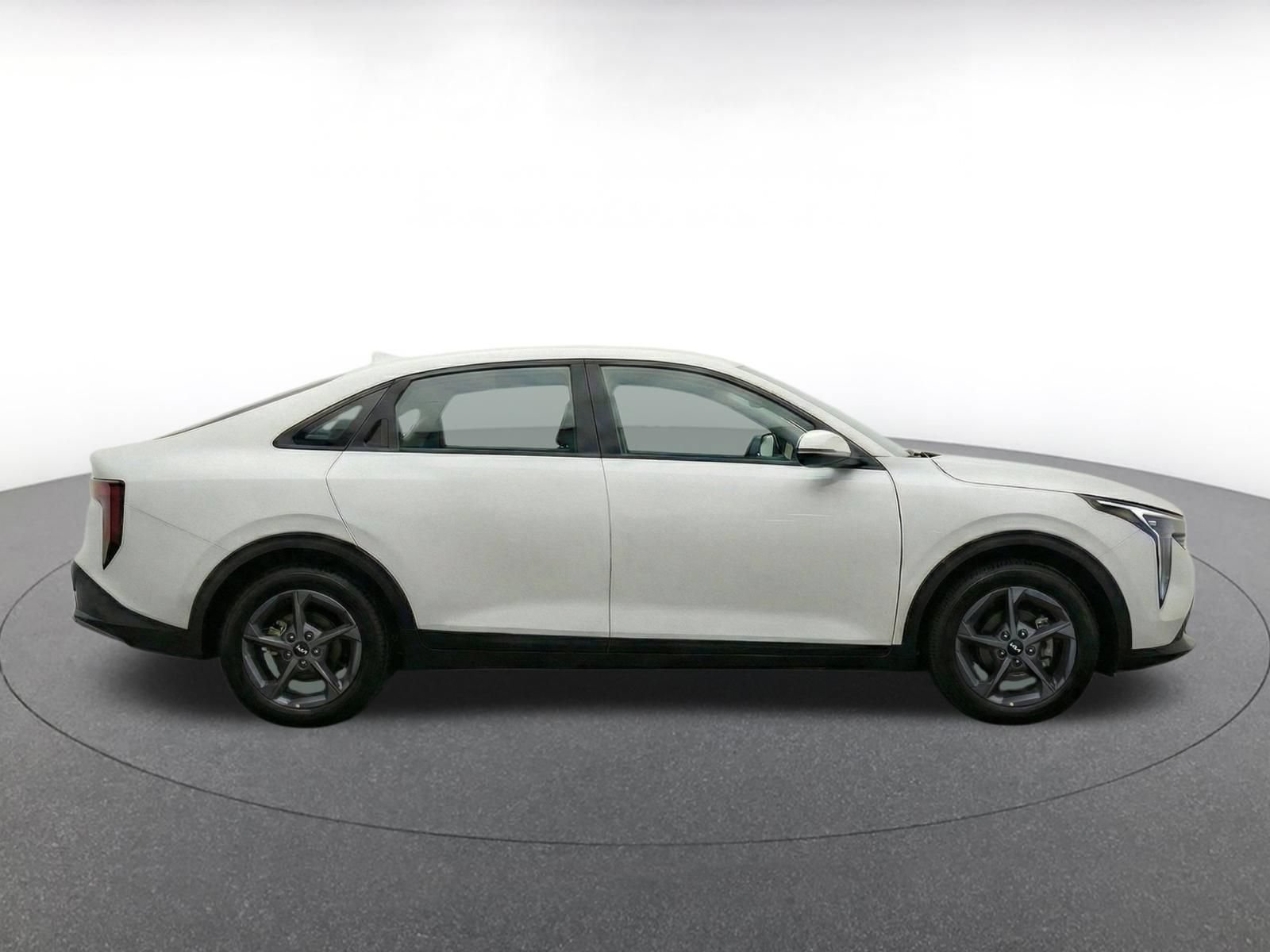 Thumbnail: 2025 Kia K4 - 14