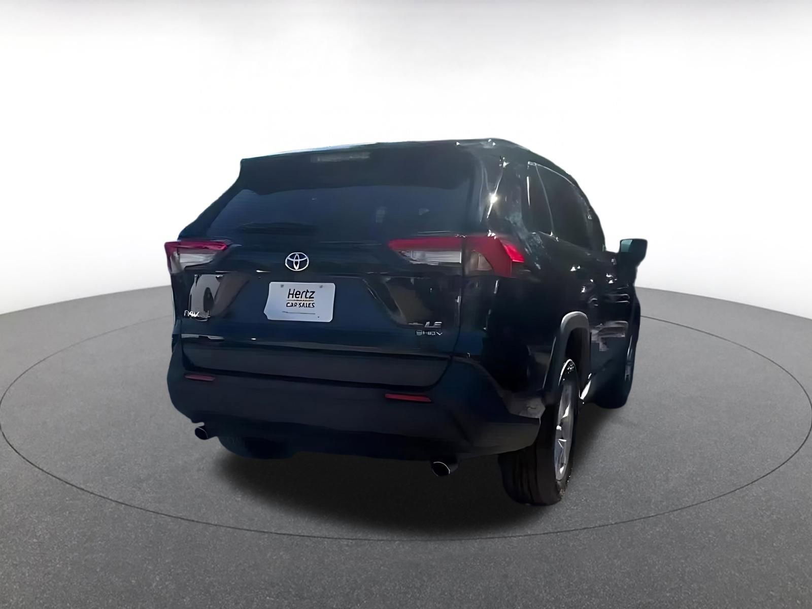 Thumbnail: 2025 Toyota RAV4 - 15